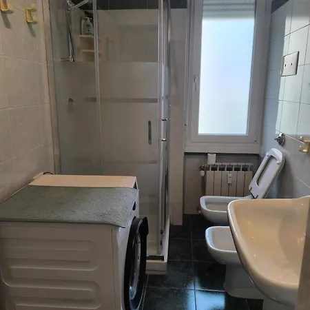 Appartement Casa Salle-spazioso Bilocale Vicino Al Centro *