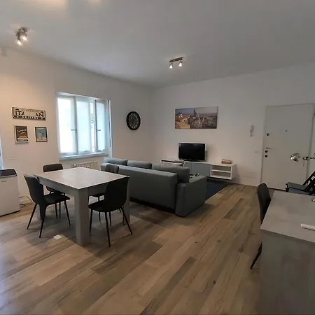 Casa Salle-spazioso Bilocale Vicino Al Centro * 베르가모