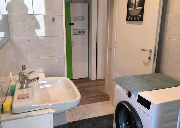 Appartement Casa Salle-spazioso Bilocale Vicino Al Centro *